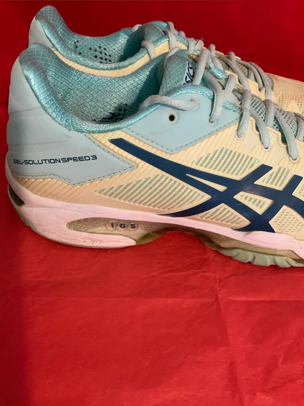 ASICS - Picture 8 of 11